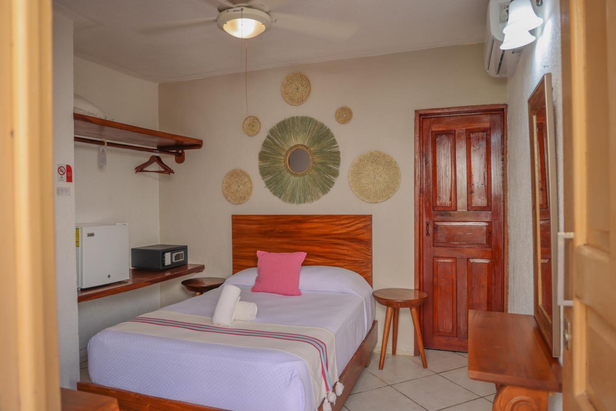 Hotel Hulku Playa del Carmen Quarto foto